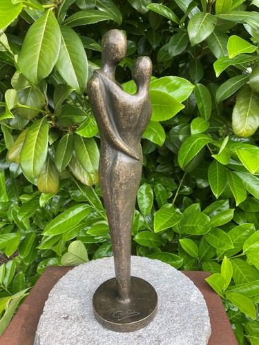 Bronzefigur paar umarmend 43cm - paar,