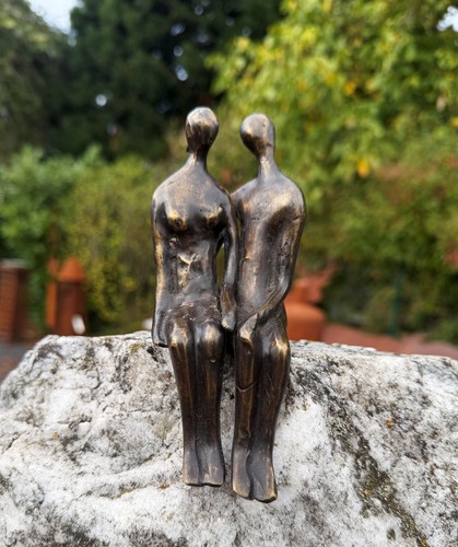 Bronzefigur paar für kante - bronzefigur,